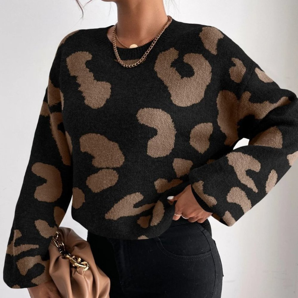 Black Preppy Womens Leopard Print Graphic Pattern Sweater - Picture 3 of 5